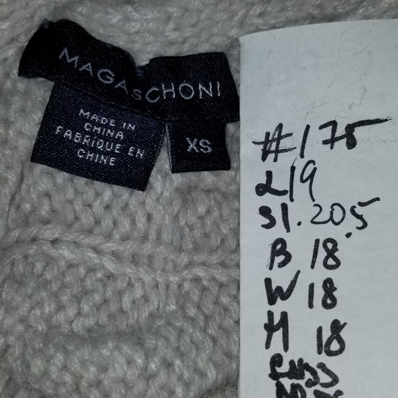 175 N w/o T XS Magasconi, grey wool, angora cardi - Picture 4 of 8